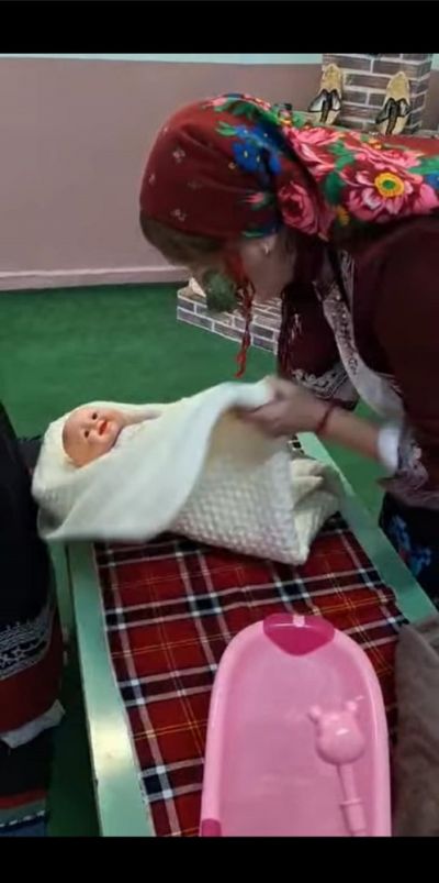 Честит празник на всички баби! 1